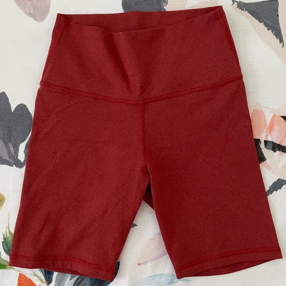 Aerie Chill Play Move bike shorts rust - Picture 1 of 9